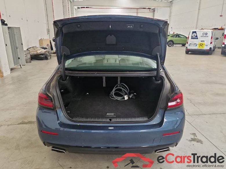 BMW SERIE 5 / 2020 / 4P / BERLINA 530E XDRIVE BUSINESS AUTO #5