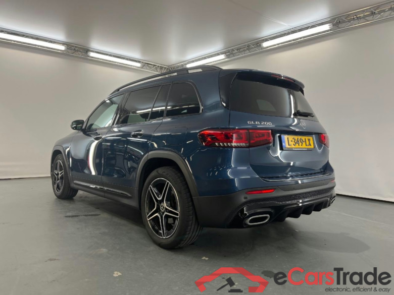 MERCEDES-BENZ GLB 200 Business Solution AMG #3