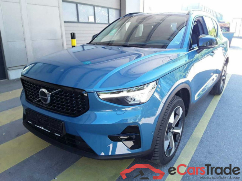 Volvo XC40 (2017->) DE - SUV5 B4 2WD EU6d, Plus Dark, (Facelift) 2022 - 2024 #3