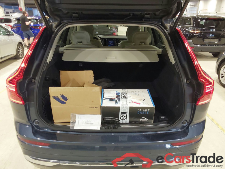 VOLVO XC60 2.0 T6 PHEV INSCRIPTION EXPR. AUTO 4WD #3