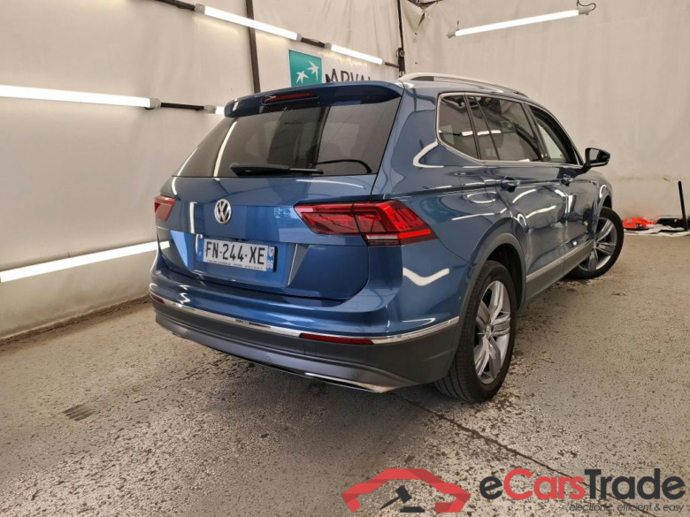 VOLKSWAGEN Tiguan Allspace / 2017 / 5P / SUV 2.0 TDI 150 BMV6 Carat #3