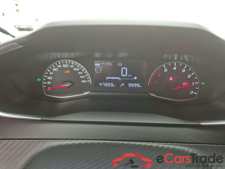 PEUGEOT 208 1.2 PT Active #5