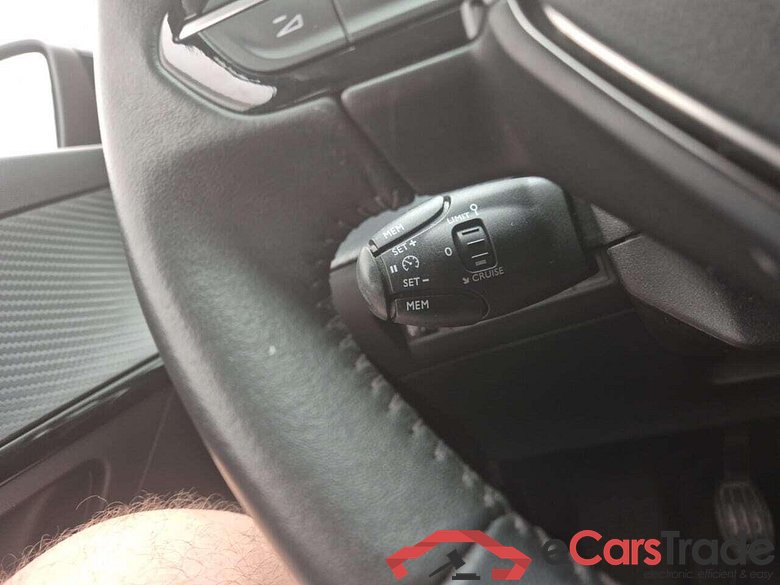 PEUGEOT 208 1.2 PT Active #6