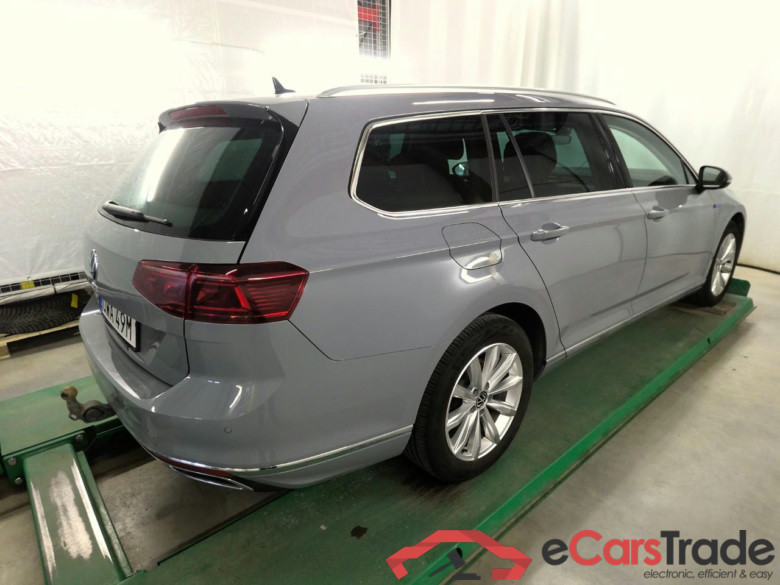 Passat SC PHEV GTE Aut #3
