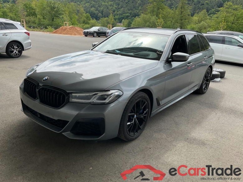 Baureihe 5 Touring 540 d xDrive M Sport 3.0 250KW AT8 E6d #1