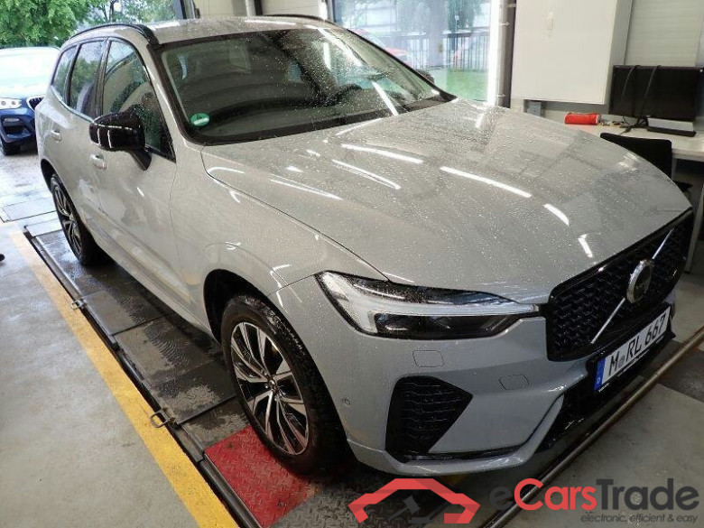 Volvo XC60 (03.2017->) DE - SUV5 B5 (Benzin) AWD EU6e, Plus Dark Mild-Hybrid, (Facelift 2) 2025 - 2026 #2