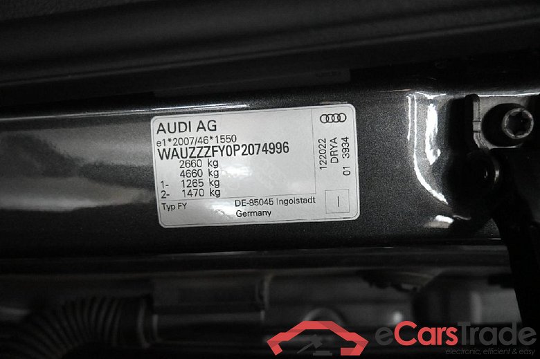 AUDI Q5 Sportback 50 TFSIe Sportback quattro S tronic S line 5d 195kW #5