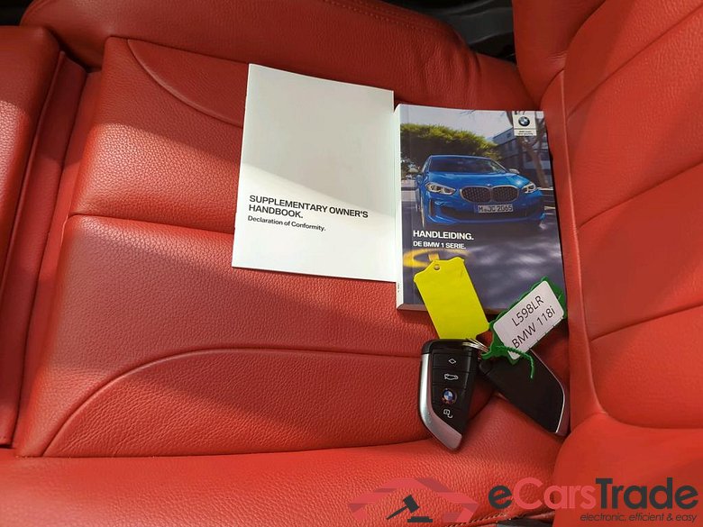 BMW 1 Serie 118iA  High Executive 5d #4