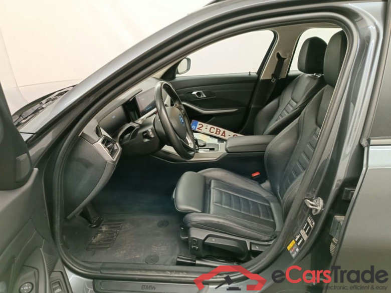 BMW 3 Reeks Touring 320e (150 kW) 5d #3