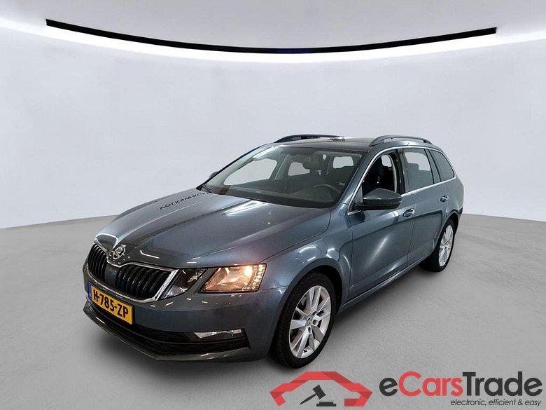 SKODA Octavia Combi 85 kW #1