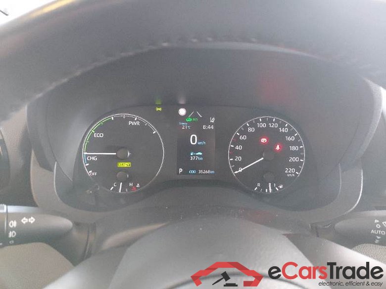 TOYOTA YARIS / 2020 / 5P / BERLINA HYBRID BUSINESS MY20 #4