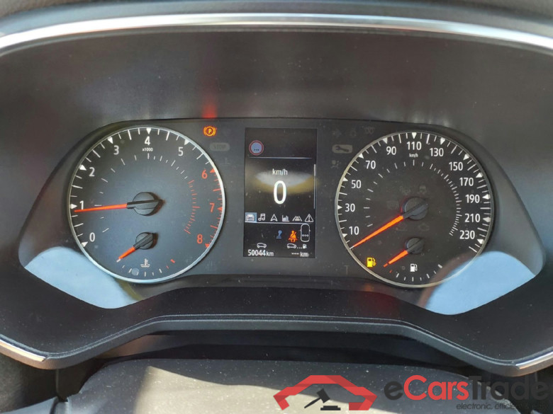 RENAULT Clio / 2019 / 5P / berlina con portón Intens TCe 67 kW (91CV) (AC) #4