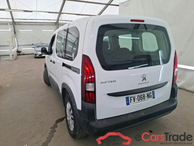 Rifter Active L1 1.2 PureTech 110 CV #2