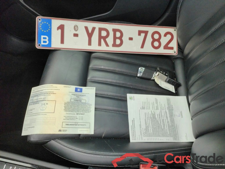 Skoda Superb Combi 1.4 TSI iV 160kW DSG6 L&K 5d #4