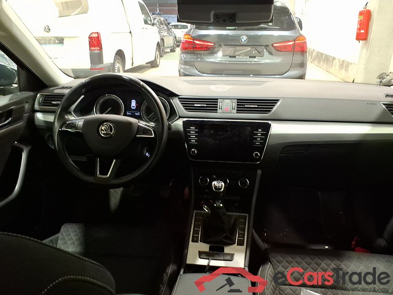 SKODA SUPERB COMBI - 2019 1.5 TSI ACT Ambition #6