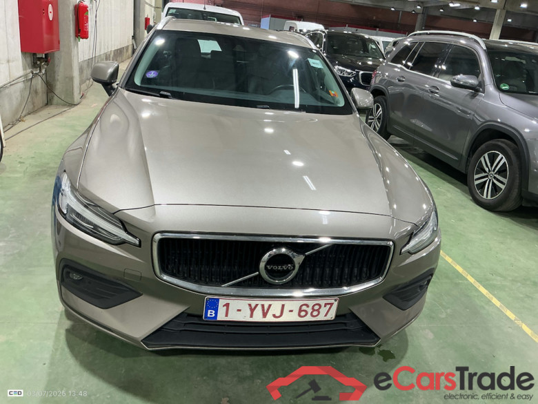 VOLVO V60 - 2018 2.0 B3 MHE Momentum Pro Geartronic #2
