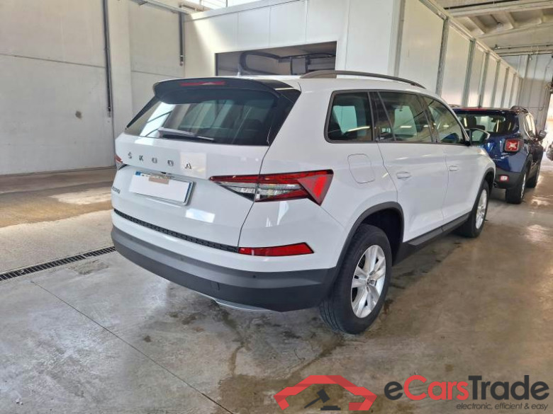 SKODA KODIAQ / 2021 / 5P / SUV 2.0 TDI 110KW EXECUTIVE DSG 5P #2