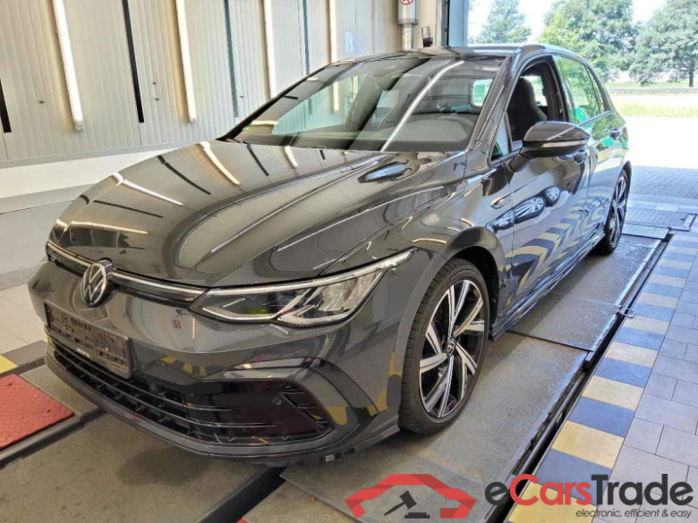 Volkswagen Golf VIII Lim. (CD1)(12.2019->2024) DE - LimS5 2.0 TSI EU6d, R-Line OPF, 2021 - 2024 #1