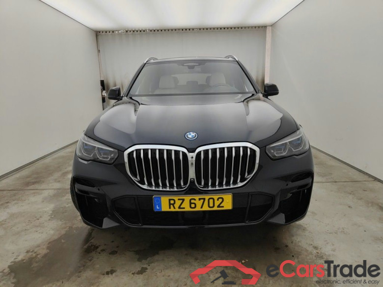 BMW X5 - 2018 3.0AS xDrive45e 286 PHEV (EU6d-TEMP) 5d ///M-Sportkit (total options: 25,354 Ex.Vat) #5