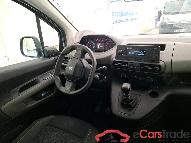 Rifter Active L1 1.2 PureTech 110 CV #5