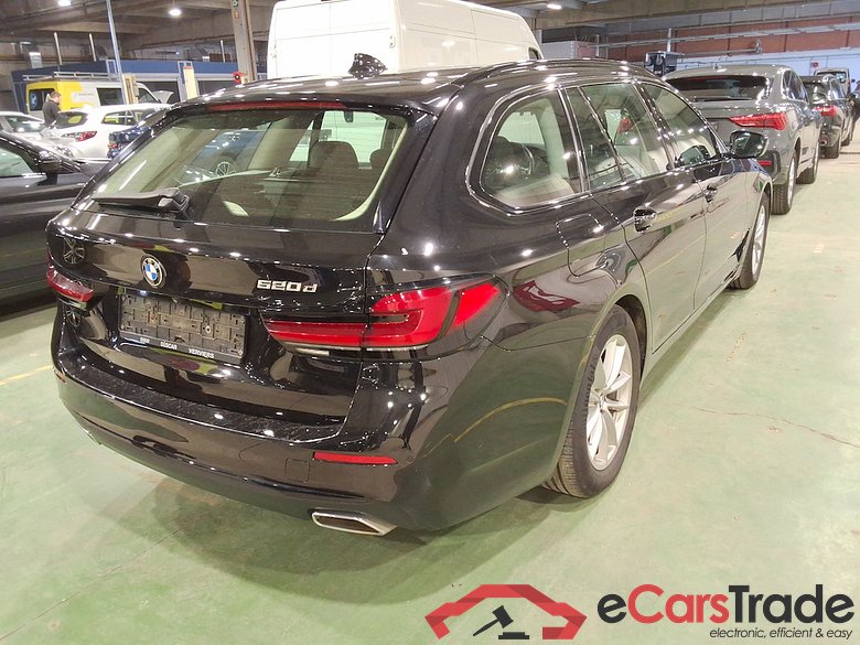 BMW 5 SERIES TOURING 2.0 520D 120KW TOURING AUTO #4