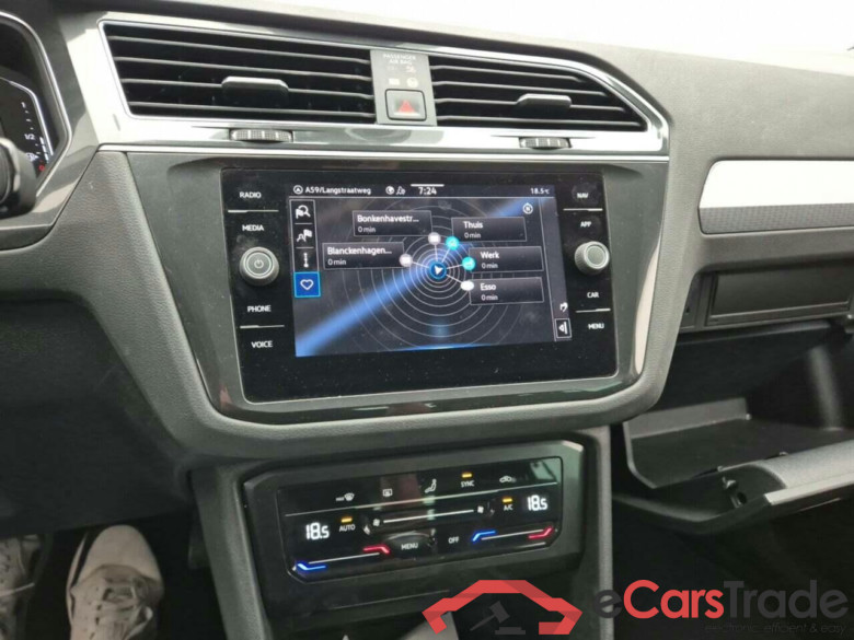 VOLKSWAGEN Tiguan 1.5 TSI Life Bns #6