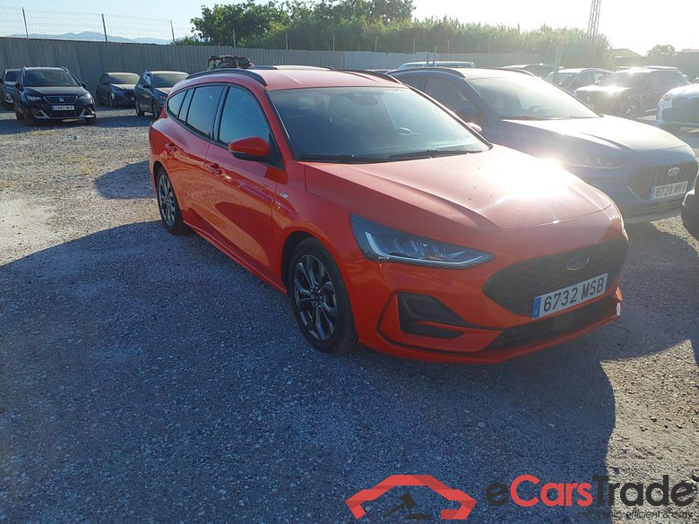 FORD Focus SPORTBREAK 1.0 Ecoboost MHEV 114KW (155CV) Automát ST Line(Winterpack) #1