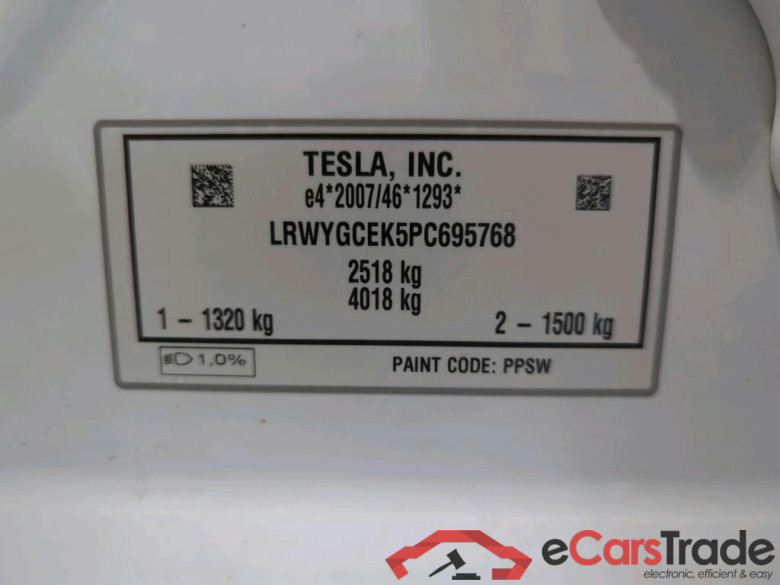 TESLA Model Y Long Range Dual Motor AWD 5d 378kW #4
