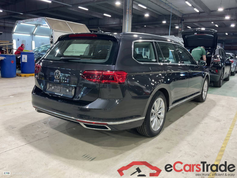 VOLKSWAGEN PASSAT VARIANT GTE - 2020 1.4 TSI PHEV GTE Business DSG #4
