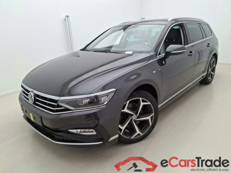 VOLKSWAGEN PASSAT VARIANT 2.0 TSI R-LINE #1