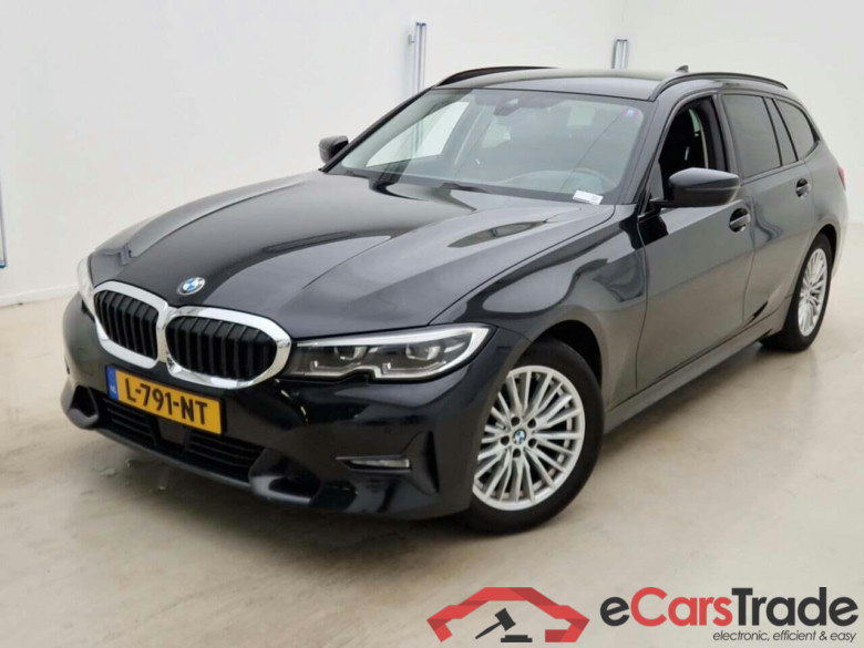 BMW 3-serie Touring 320i Business Edition #1