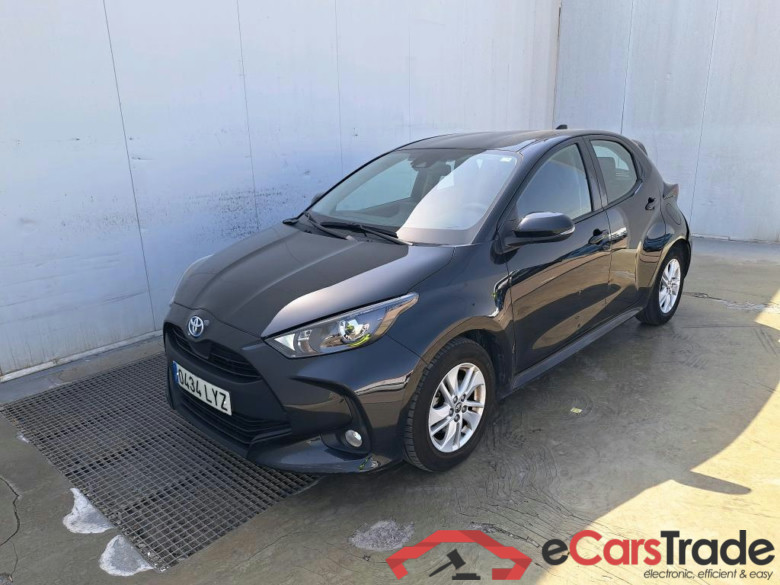 TOYOTA YAris 1.5 120H Business Plus