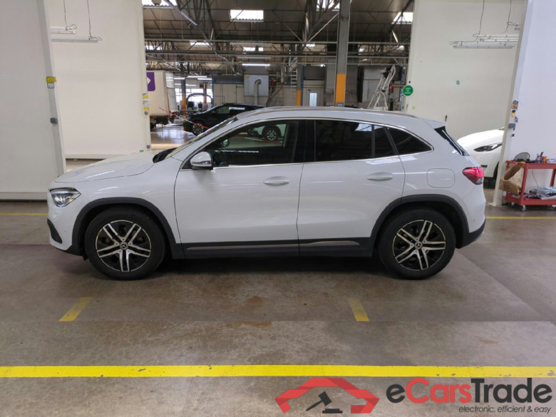 MERCEDES-BENZ GLA / 2020 / 5P / SUV 2.0 GLA 200 D BUSINESS LINE DCT #2