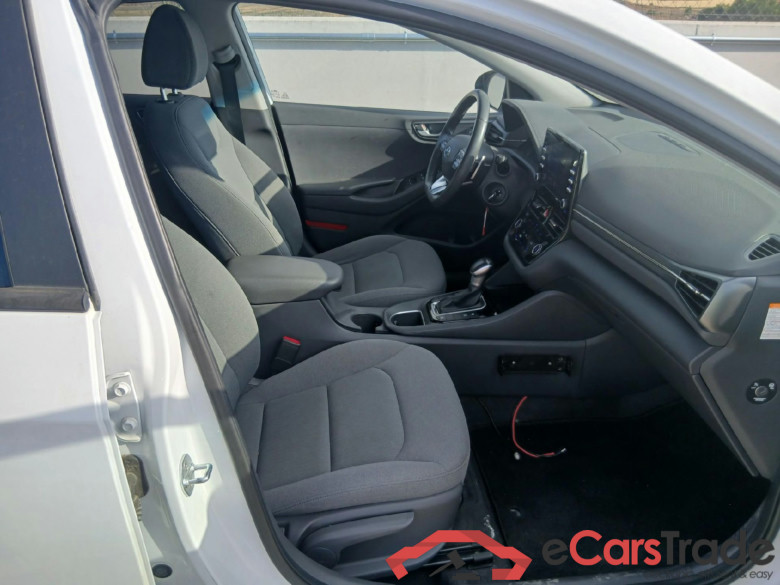 HYUNDAI IONIQ / 2019 / 5P / berlina con portón 1.6 GDI PHEV Klass DCT #6