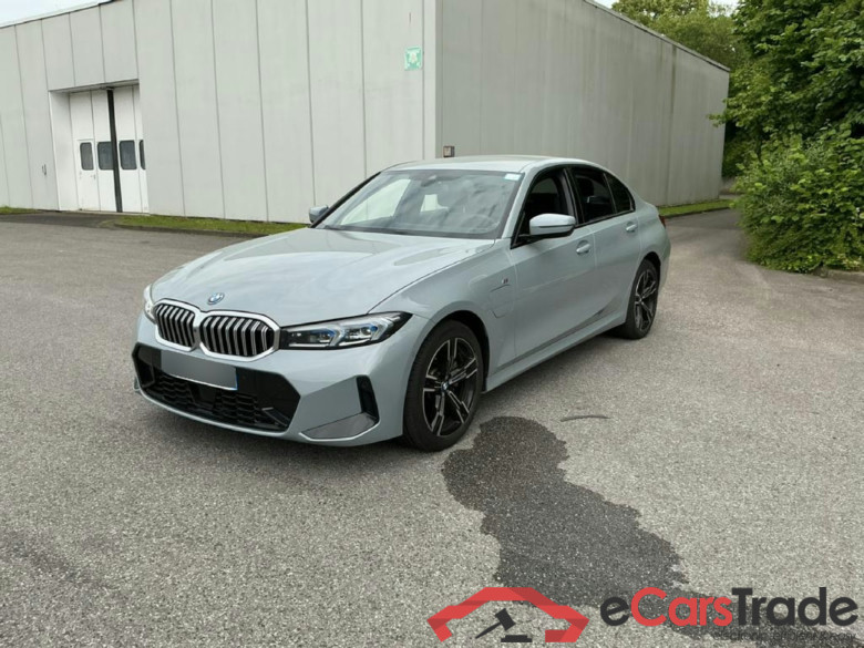 BMW 330 3er - 330e xDrive M Sport (EURO 6e) SOH 100 % 2.0 Plugin Hybrid (Benzin) 184hp xDrive