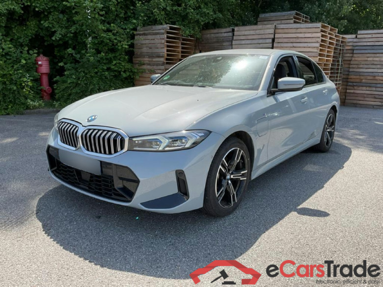 BMW 330 3er - 330e xDrive M Sport (EURO 6e) SOH 100% 2.0 Plugin Hybrid (Benzin) 184hp xDrive #3