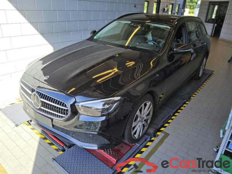 Mercedes-Benz E T-Modell (BM 213)(06.2016->) DE - Kb5 E 300 de EU6d, Avantgarde, (Facelift) 2020 - 2023 #1