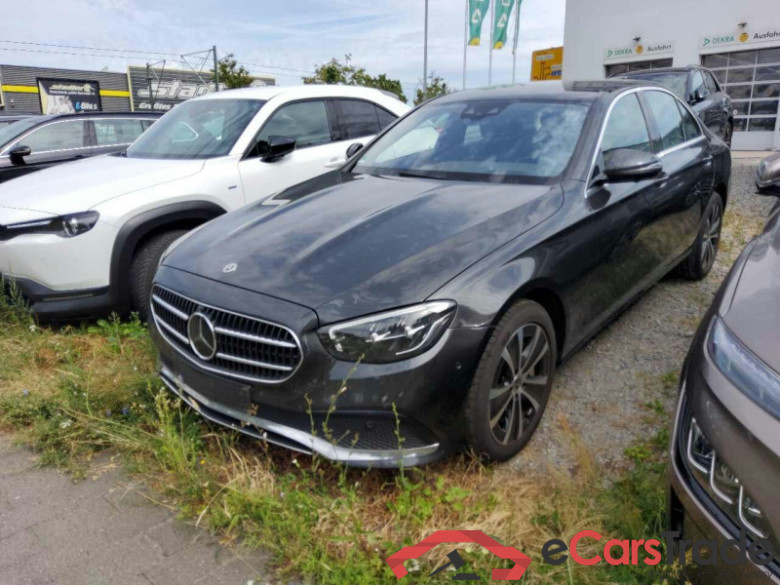 Mercedes-Benz E Limousine (BM 213)(08.2016->) DE - Lim4 E 300 de EU6d, 4Matic Avantgarde, (Facelift) 2020 - 2023 #1