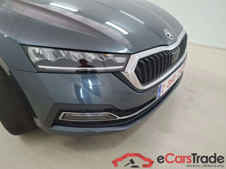 SKODA OCTAVIA COMBI 1.4 TSI IV CLEVER DSG #6
