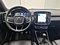 preview Volvo XC40 #4