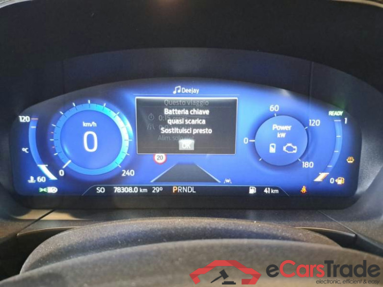 FORD KUGA / 2019 / 5P / SUV 2.5 BENZINA FHEV 190CV 2WD ST-LINE AUT #4