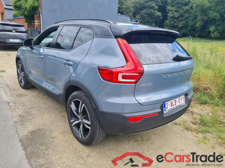 VOLVO XC40 1.5 T4 RECHARGE GEARTRONIC R-DESIGN #3