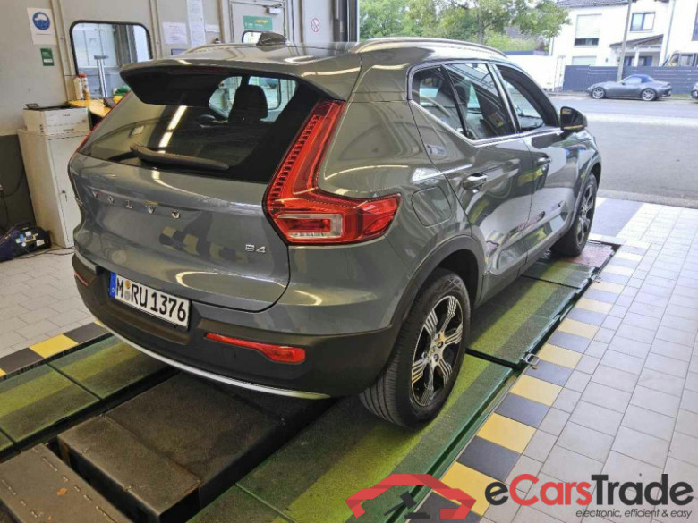 Volvo XC40 (2017->) DE - SUV5 B4 2WD EU6d, Inscription, 2020 - 2022 #3