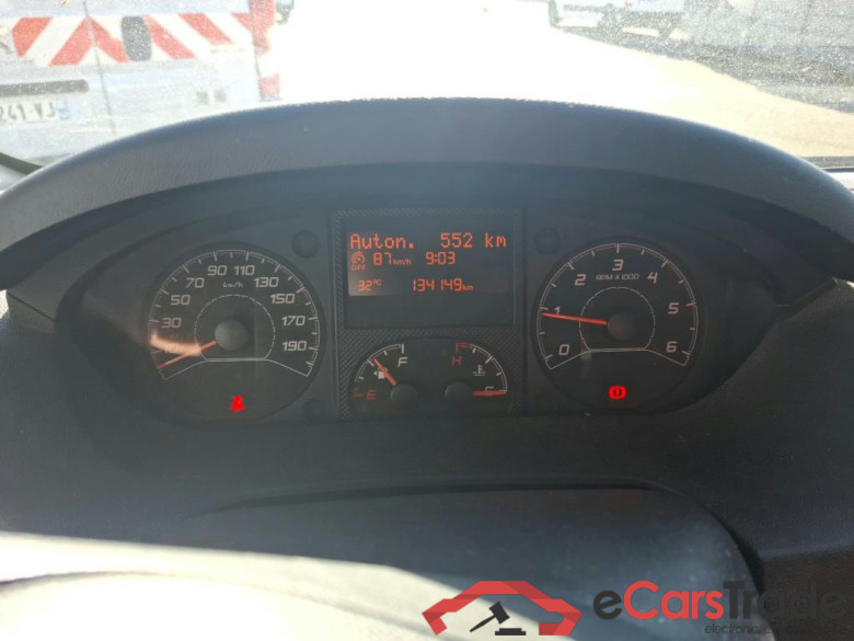 PEUGEOT Boxer / 2014 / 4P / Fourgon tôlé BlueHDi S&S 120 PREMIUM 335 L2H2 #6