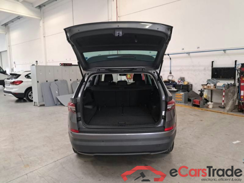 SKODA KODIAQ / 2021 / 5P / SUV 1.5 TSI ACT EXECUTIVE DSG 7P #5