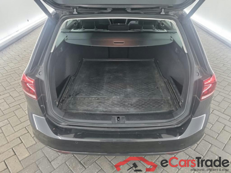 VOLKSWAGEN Passat Variant 1.5 TSI 7-DSG Business 5D 110kW #5