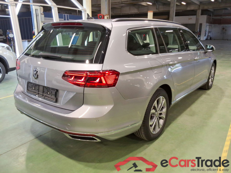 VOLKSWAGEN PASSAT VARIANT GTE - 2020 1.4 TSI PHEV GTE Business DSG #4