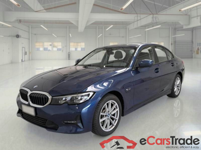 BMW SERIE 3 / 2018 / 4P / BERLINA 320E BUSINESS ADVANTAGE AUT.
