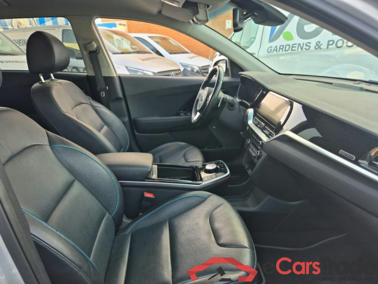 KIA e-Niro / 2016 / 5P / crossover e-Niro 150kW Emotion (Long Range) #6