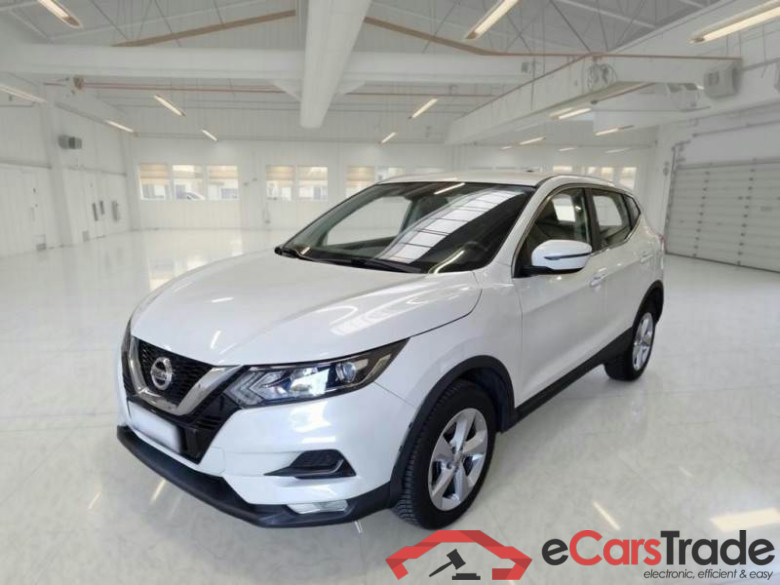 NISSAN QASHQAI / 2017 / 5P / CROSSOVER 1.3 DIG-T 140 BUSINESS #1